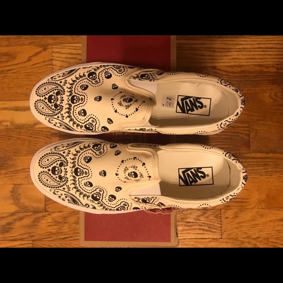 Vans Classic Slip-On Bandana Skulls - Picture 5 of 5